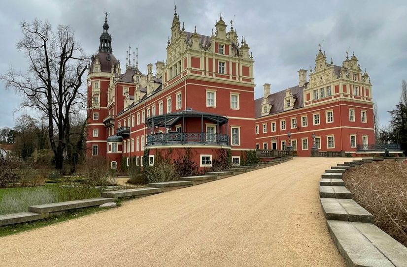 Gesine Schuster hat für ihre Forschung vier Weltkulturerbestätten ausgewählt: Neben dem Muskauer Park  auch das Klassische Weimar, das Gartenreich Dessau-Wörlitz und die Schlösser und Parks von Potsdam und Berlin.