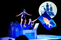 Szenenfoto mit (v.l.n.r.): Rahel Brede (Jacob) und Martha Jurowski (Gold)