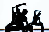 Szenenfoto aus „Yidam“ in der Choreografie von Ihsan Rustem