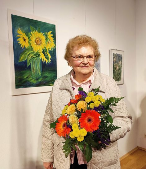 Helga Habermann ist mit 89 Jahren nicht nur die älteste, sondern auch eine langjährige Teilnehmerin der Amateurkunst-Ausstellung.