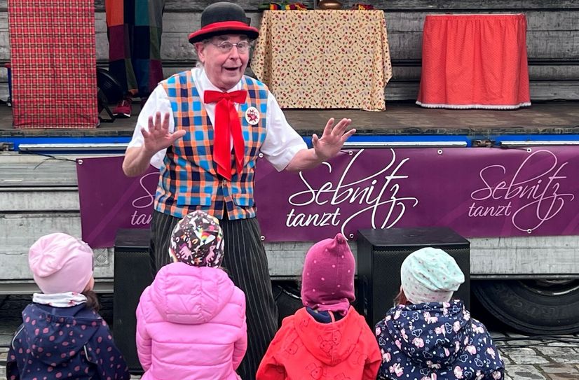Ein buntes Programm erwartet auch die Jüngsten aufu dem Sebnitzer Marktplatz.