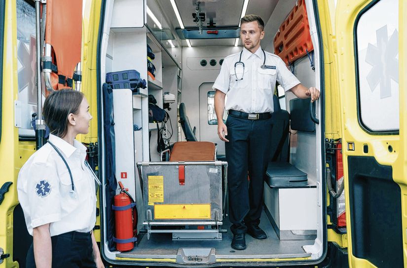 Der KV-Dienst fährt den Arzt zum Patienten.