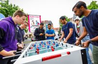 Das Tischticker-Turnier fand großen Anklang und wirkt auf im wahrsten Sinne des Wortes auf spielerische Weise verbindend.
