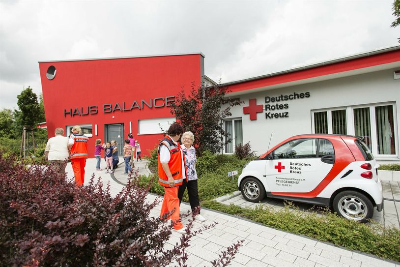 Im Haus Balance in Weida kümmert sich das DRK nicht nur um die Senioren und die Kinder des Jugendrotkreuz, in der Kleiderkammer werden derzeit auch gebrauchte Kleidungsstücke speziell für die Flüchtlinge aus der Ukraine angenommen.