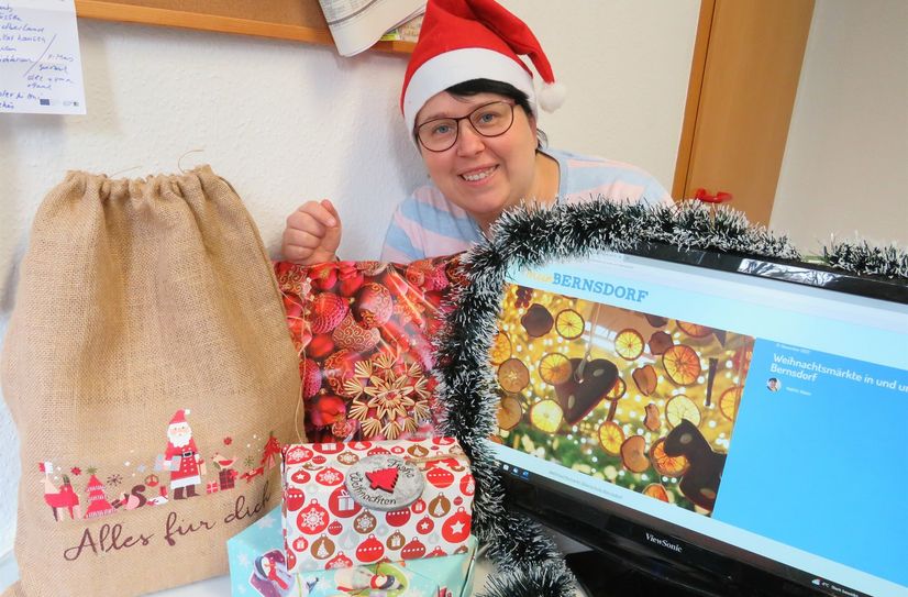 Katrin Klein freut sich auf den ersten digitalen Adventskalender für Bernsdorf. Das erste Türchen öffnete sich bereits am Donnerstag.