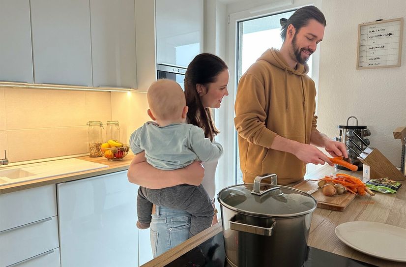 Immer dasselbe kochen? Das kommt bei Franziska Naumann und Paul Winkler nicht in den Topf. Und günstig soll es auch noch sein.