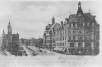 Dreikaiserhof und Rathaus an der heutigen Tharandter Straße.