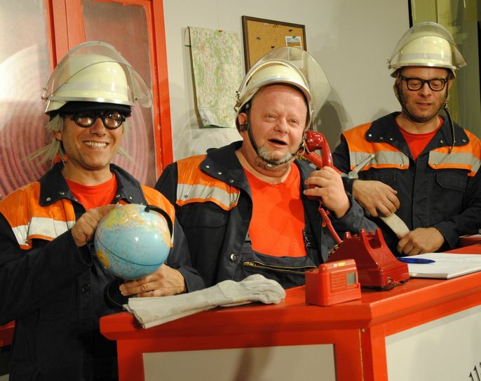 Das sind sie: Die Feuerwehrhelden des neuen Stückes über Malzau. Foto: Rodig