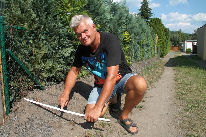 An diesem Haufen scheiden sich die Geister: Vermieter Steffen W. ärgert das Verhalten der Stadtverwaltung. Foto: hgb