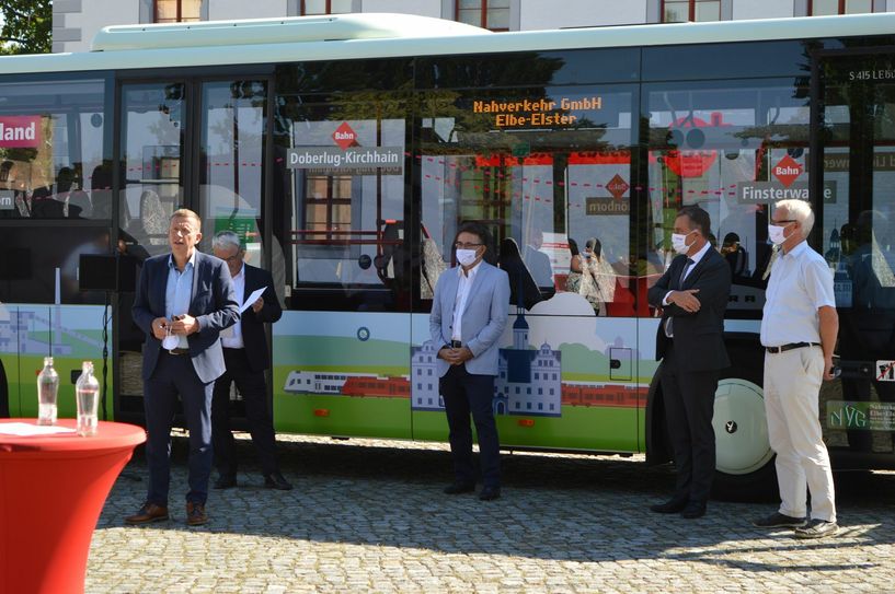 Landrat Christian Heinrich-Jaschinski: „Wir machen sehr viele Angebote im Nahverkehr: Sie sollten auch genutzt werden. Einkauf, Arztbesuch, Kultur: unsere regionalen Zentren werden immer vernetzter und führen gleichzeitig zu touristischen Zielen.
