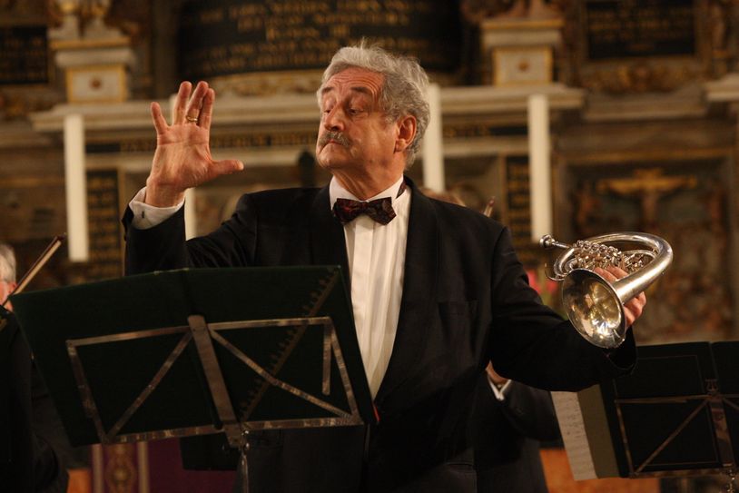 Ludwig Güttler wird mit seinem Ensemble am 2. April das Festival in der Pirnaer Marienkirche eröffnen. Das gesamte Programm unter www.sandstein-musik.de         Foto: Förster