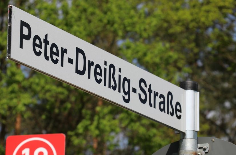 Die Peter-Dreißig-Straße in Guben erinnert an den 2022 verstorbenen Bäckermeister und Unternehmer.