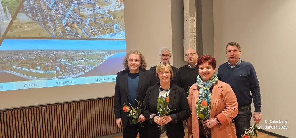 Vorstand (v.l.): Torsten Pötzsch, Michael Sachs, Dorit Köhler, Olaf Franke, Anja Ittmann und Mario Ewert (nicht auf dem Bild Prof. Dr. Holm Große und Steffen Johne).