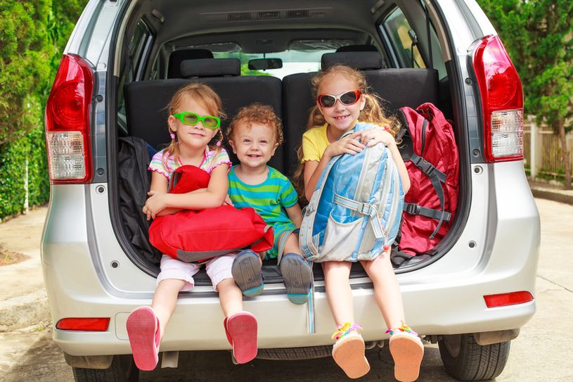 Besonders bei Kindern ist bei Sonnenbrillen auf einen zuverlässigen UV-Schutz zu achten. Foto: altanaka/fotolia.com
