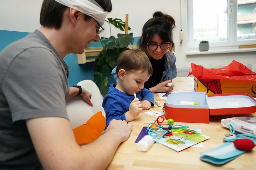 Die Boxen sind ein lustiger Zeitvertreib für Kinder, die dabei noch etwas lernen.