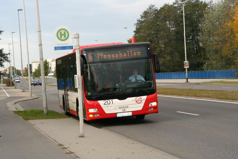 Mit dem Bus zur Messe? Auch dieses Jahr ist das wieder möglich. Dabei entfällt vor allem die lästige Parkplatz-Suche. Foto: jho