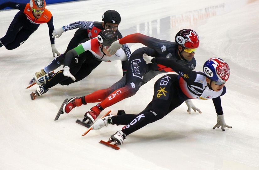 Short Track Weltcup 2024: Spannung und Action in der Joynext Arena in Dresden.