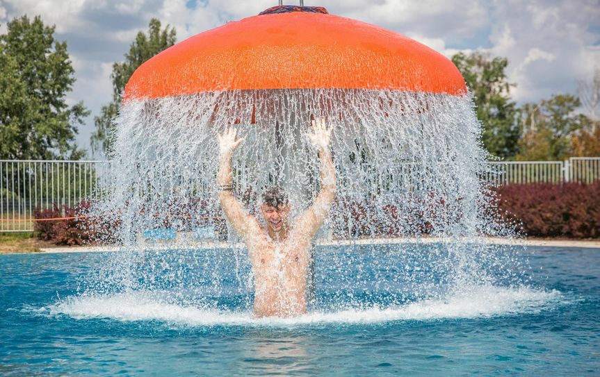 Pünktlich zum Wochenende soll es wärmer werden. Die Freibadsaison in den Dresdner Bädern startet am 18. Mai. Foto: Dresdner Bäder GmbH
