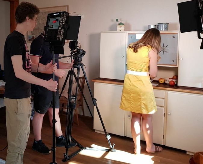 Kleines Budget, engagierte Akteure: Der Clip zum Projekt Herzenswunsch-Krankenwagen geht echt zu Herzen. Fotos: Malteser/Semperschulen