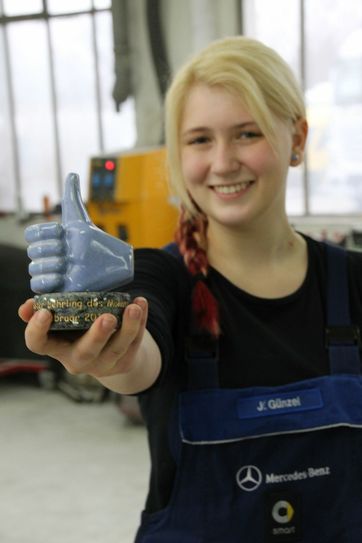 "Lehrling des Monats" - Jessica Günzel hat es im dritten Lehrjahr geschafft. Foto: jho