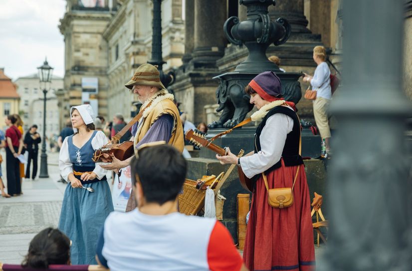 Überall in Dresden sollen auch in diesem Jahr wieder kleine Musikprogramme aufgeführt werden.