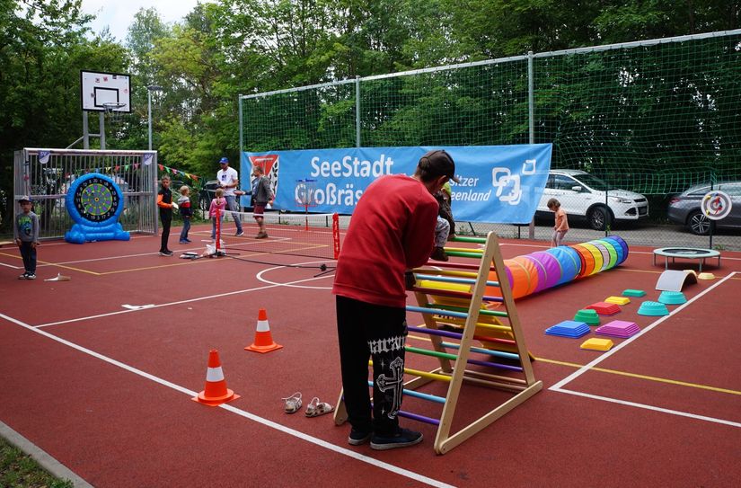 Der Sportparcours des SV Großräschen zum Kindertag im Jahr 2024.