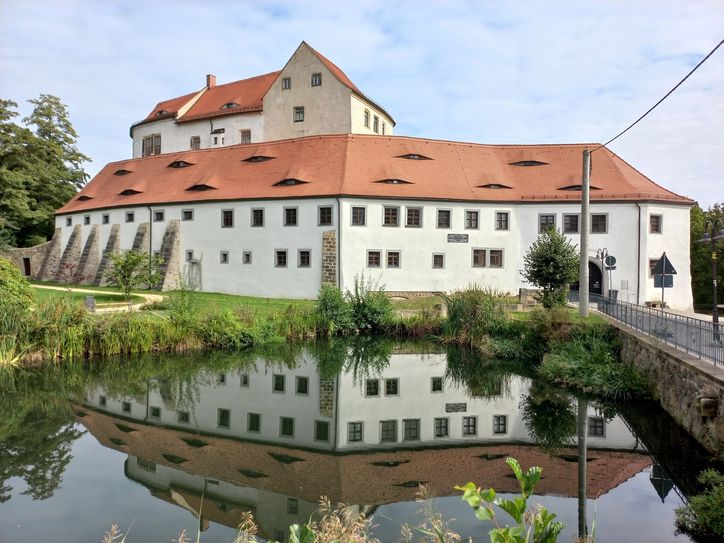 Die Röderstadt Radeberg befindet sich aktuell unter den TOP 30 der deutschen Tourismus-Hochburgen. Nicht zuletzt das Schloss Klippenstein ist dabei ein Anziehungspunkt für Gäste der Stadt.
 Foto: Matthias Stark