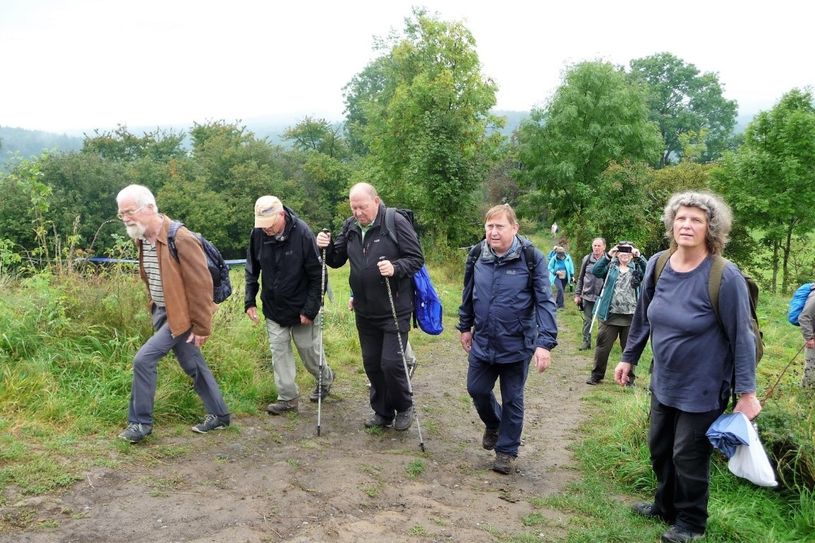 Dr. André Hahn und Klaus Brähmig (Mi. v. re.) kurz vor dem Gipfel