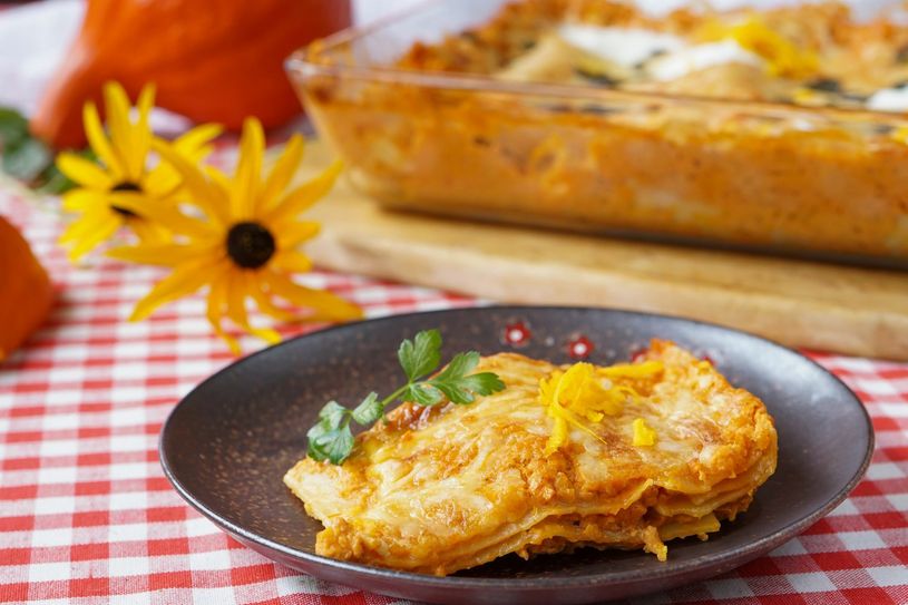 Eine vegetarische Alternative zur herkömmlichen Hackfleischlasagne: Die Kürbislasagne. Foto: Jenny Böhme