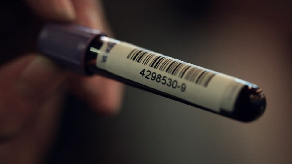 Bei der Registrierung werden fünf Milliliter Blut abgenommen, damit die Gewebemerkmale des Spenders bestimmt werden können. Foto: DKMS