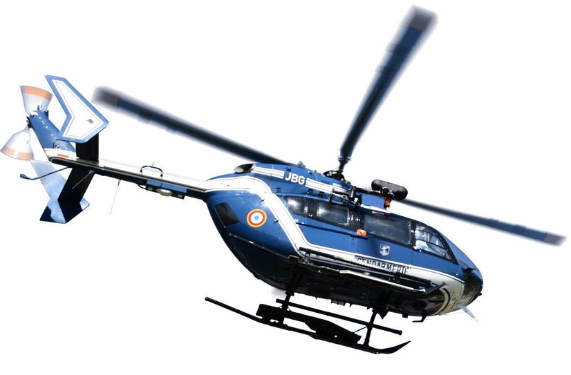 Symbolbild. Die SachsenEnergie überprüft im Raum Dresden und Ostsachsen die Freileitungen per Hubschrauber.
