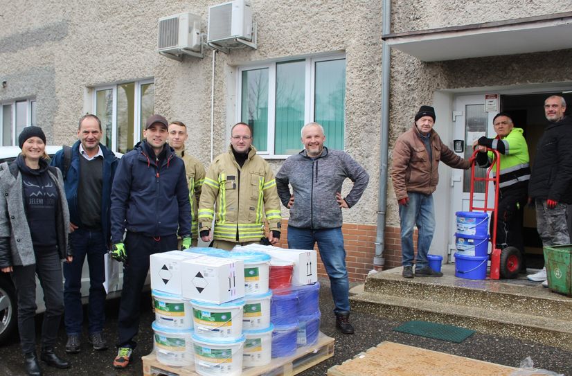 Eine Bautzener Delegation brachte die Sachspenden direkt nach Jelenia Góra.