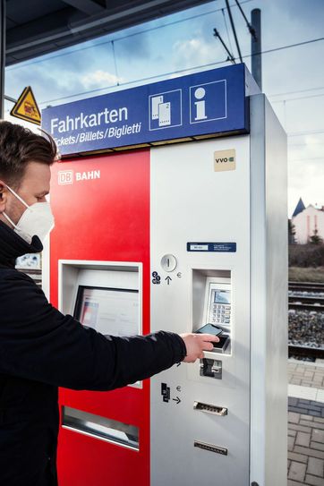 Kontaktloses Bezahlen ist bald an allen Ticketautomaten im VVO-Gebiet möglich. Foto: Lars Neumann
