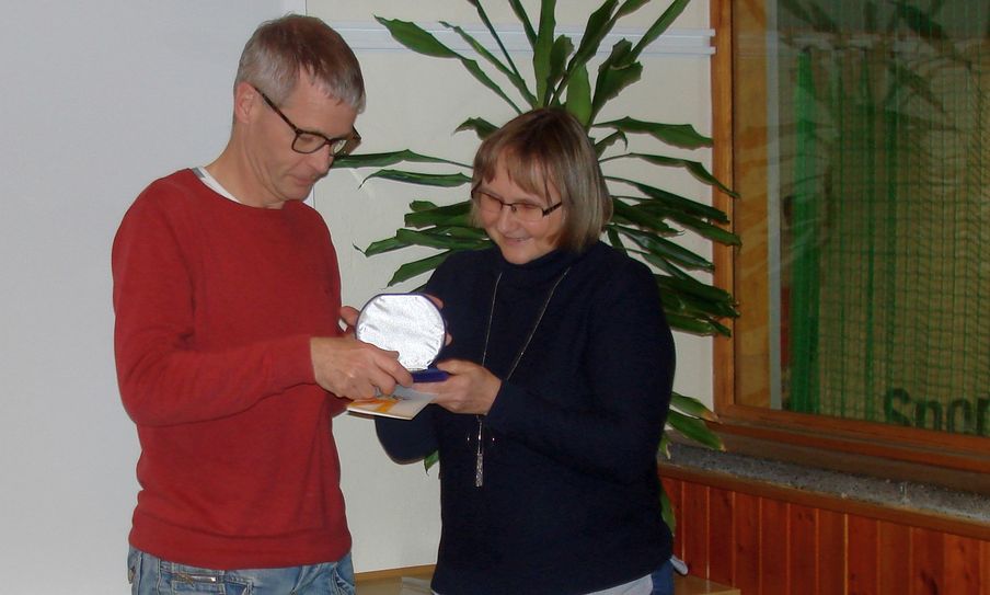 Foto: SC Hoyerswerda e.V./ Abteilung Leichtathletik (die geehrten jeweils mit Martina Wussack/ Abteilungsleiterin)