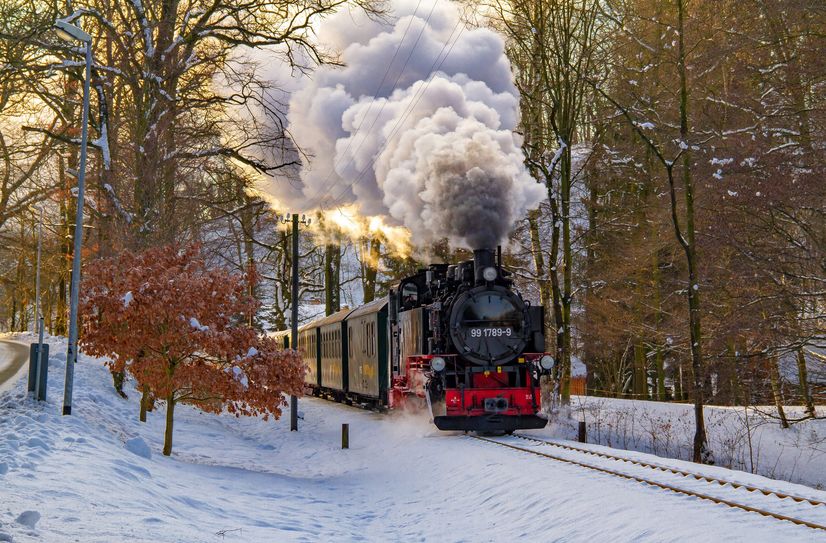 Das »Kursbuch« der Lößnitzgrundbahn wird dieses Jahr noch unterhaltsamer.