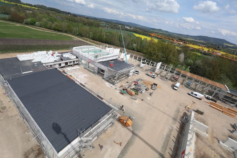Die neue Straßenmeisterei Löbau im Gewerbegebiet West wächst.