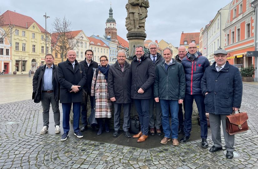 Die Verwaltungsspitzen der Stadt Cottbus und des Landkreises Spree-Neiße haben bisherige Kooperationen bilanziert und weitere Aufgaben und Forderungen abgesteckt.