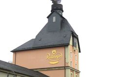 Seit 2022 braut man bei Radeberger auch eine alkoholfreie Variante, den Menschen schmeckt es.