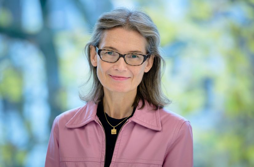 Anja Paumen ist Biologin, Buchautorin und Journalistin.