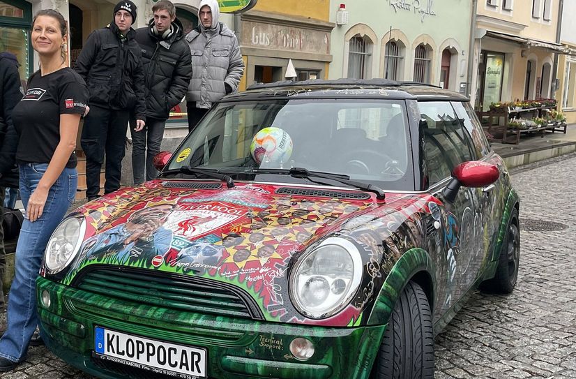 Das KloppoCar zu Gast auf der Meißner Neugasse.  Foto: Farrar