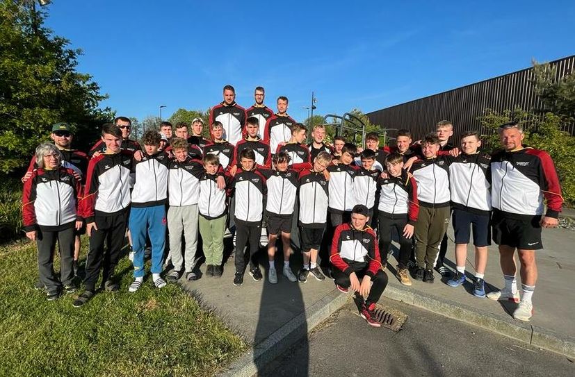 Die B- und D-Jugend vom Lausitzer Handballverein aus Hoyerswerda verbrachten das Pfingstwochenende bei einem Handballturnier in Dänemark.