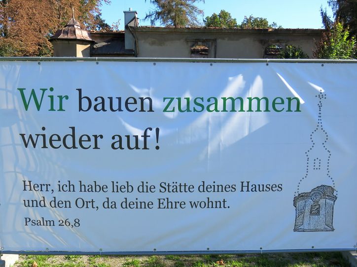 In Großröhrsdorf steht das »Wir« nach dem Kirchenbrand im Vordergrund. Foto: Matthias Stark