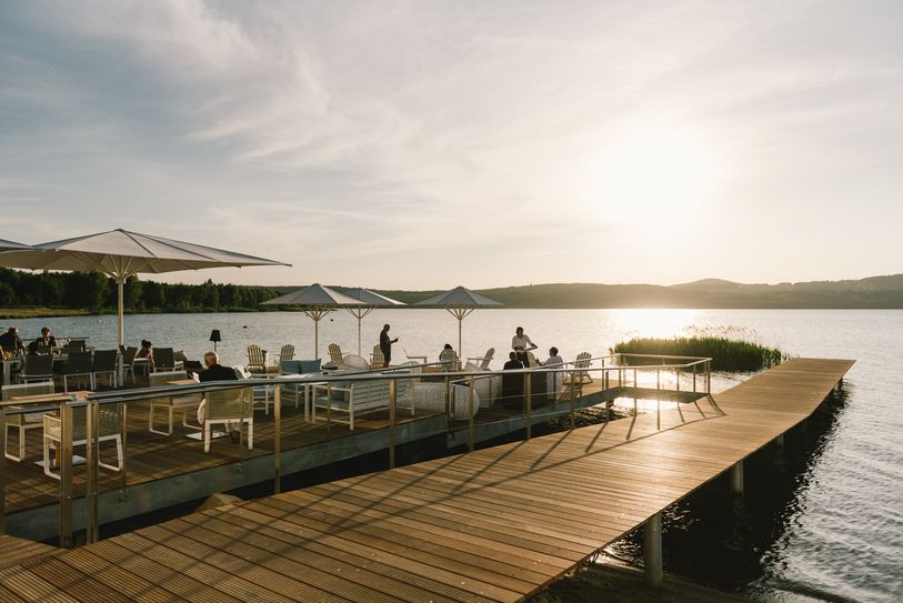 Der Bootssteg des Hotels. Foto: Paul-Glaser