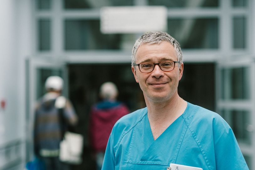 Dr. med. Marco Krahl, Chefarzt der Klinik für Allgemein-, Viszeral- und Gefäßchirurgie im Städtischen Klinikum Görlitz. Foto: Klinikum Görlitz