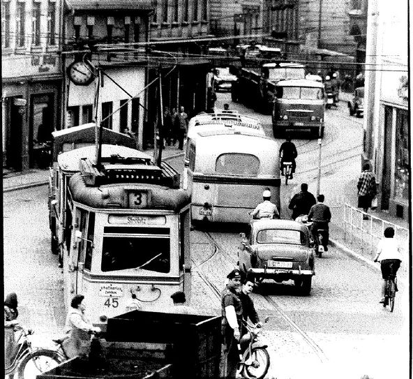 Cottbus 1961, Blick vom Spremberger Turm in die Straße der Jugend. Foto: Erich Schutt