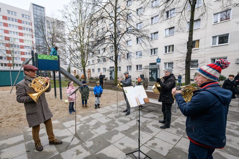 Die Hofkonzerte kamen wieder gut an bei den Mietern. Fotos: Voniova SE