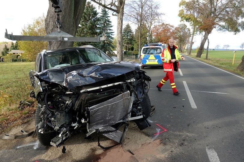 Das Autowrack kurz vor dem Abschleppen.