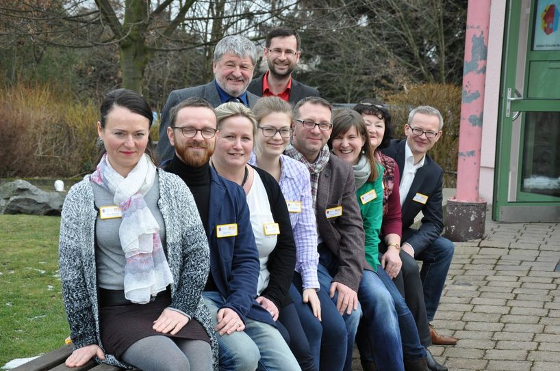 Das Team des ASB-MGH in Neustadt, hier mit Bürgermeister Peter Mühle  freut sich auf viele Besucher! Foto: ASB