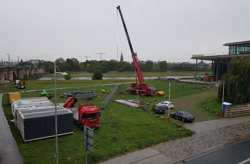 Abbau statt Aufbau ist jetzt die Devise. Fotos: Schiller