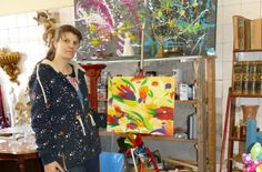 Iris General in ihrem Atelier.